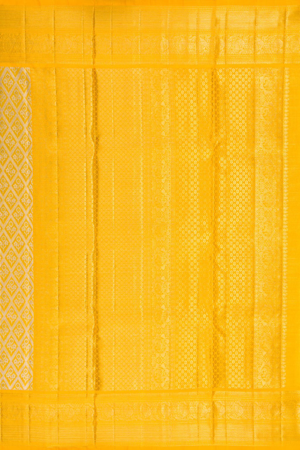 Close up image of the pallu of Yellow Dual Tone Kanjivaram Tissue Saree with Zari Brocade on the body and Zari Border. 