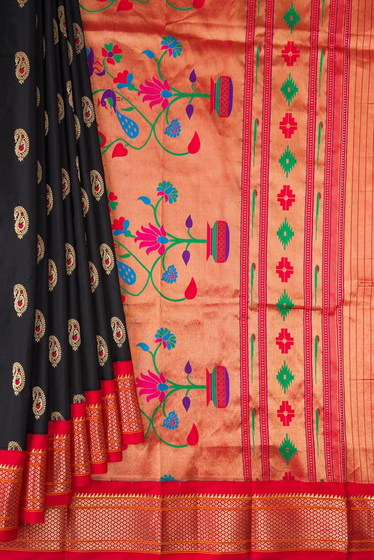Pleats and pallu of Pure Silk Black Dual Tone Paithani Saree with Zari And Thread Butta on the body and Zari Border. 