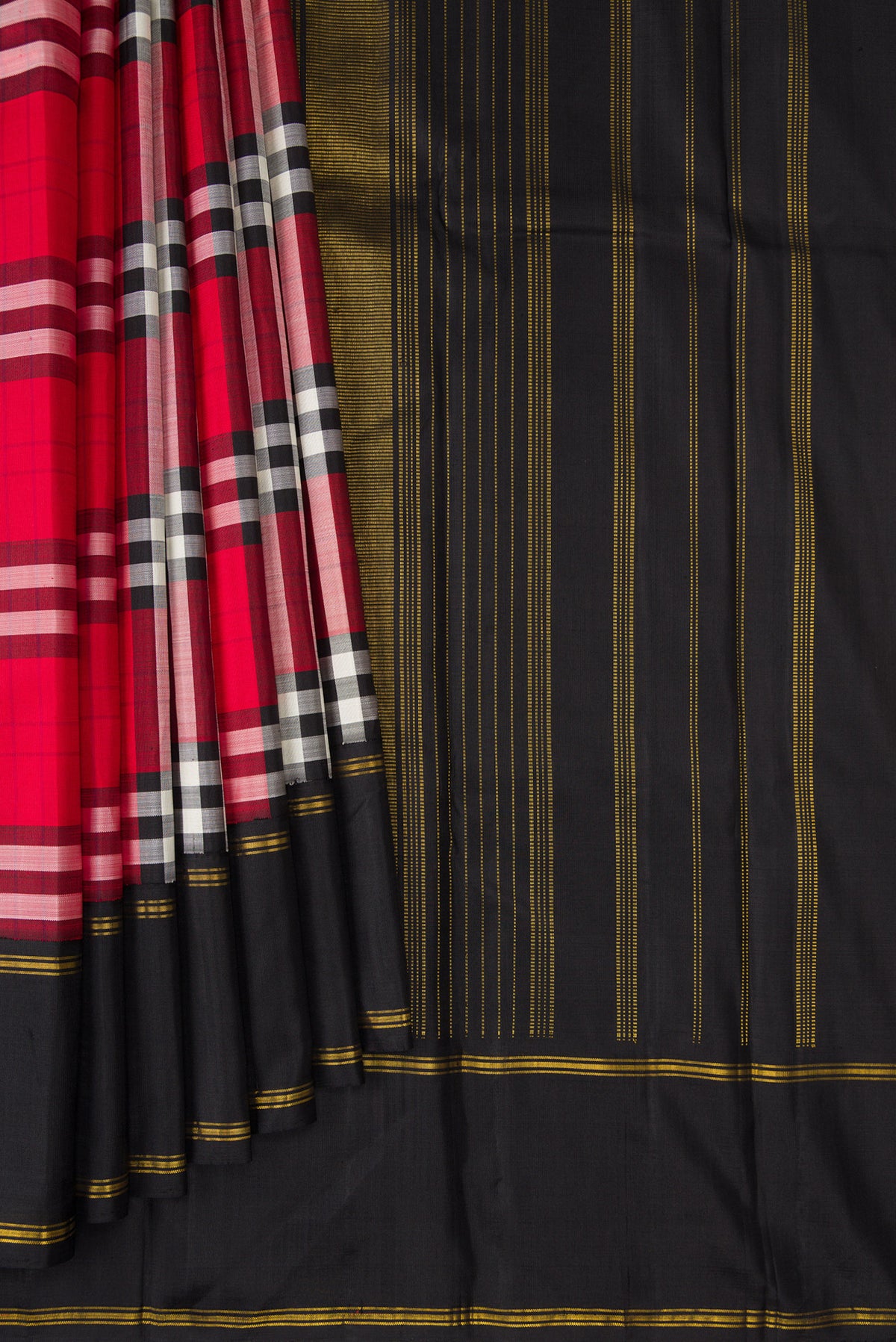 Pleats and pallu of Pure Silk Multi Color Kanjivaram Saree with Checked design on the body and Plain Border. 