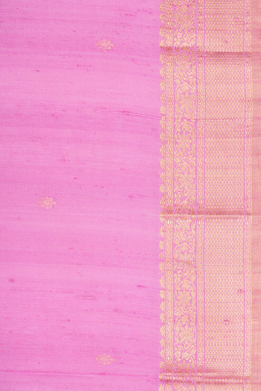 Border image of Lavender Dual Tone Raw Saree with Zari Butta on the body and Zari Border. 