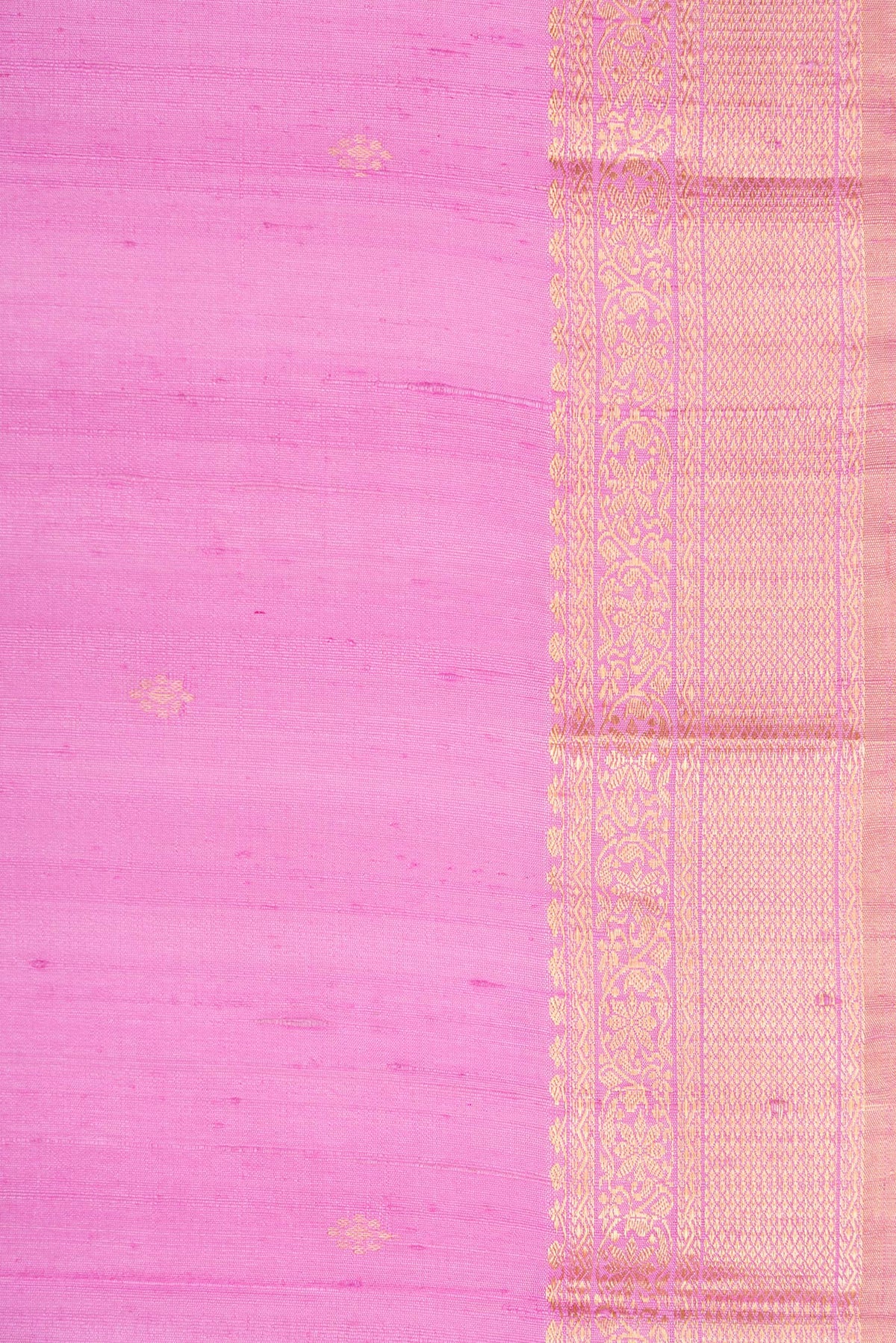 Border image of Lavender Dual Tone Raw Saree with Zari Butta on the body and Zari Border. 