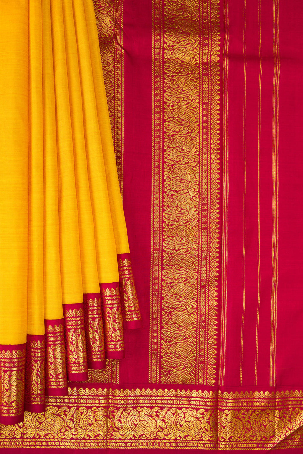 Pleats and pallu of Pure Silk Pure Zari Yellow Dual Tone Kanjivaram Saree with Plain Body and One Side Border. 