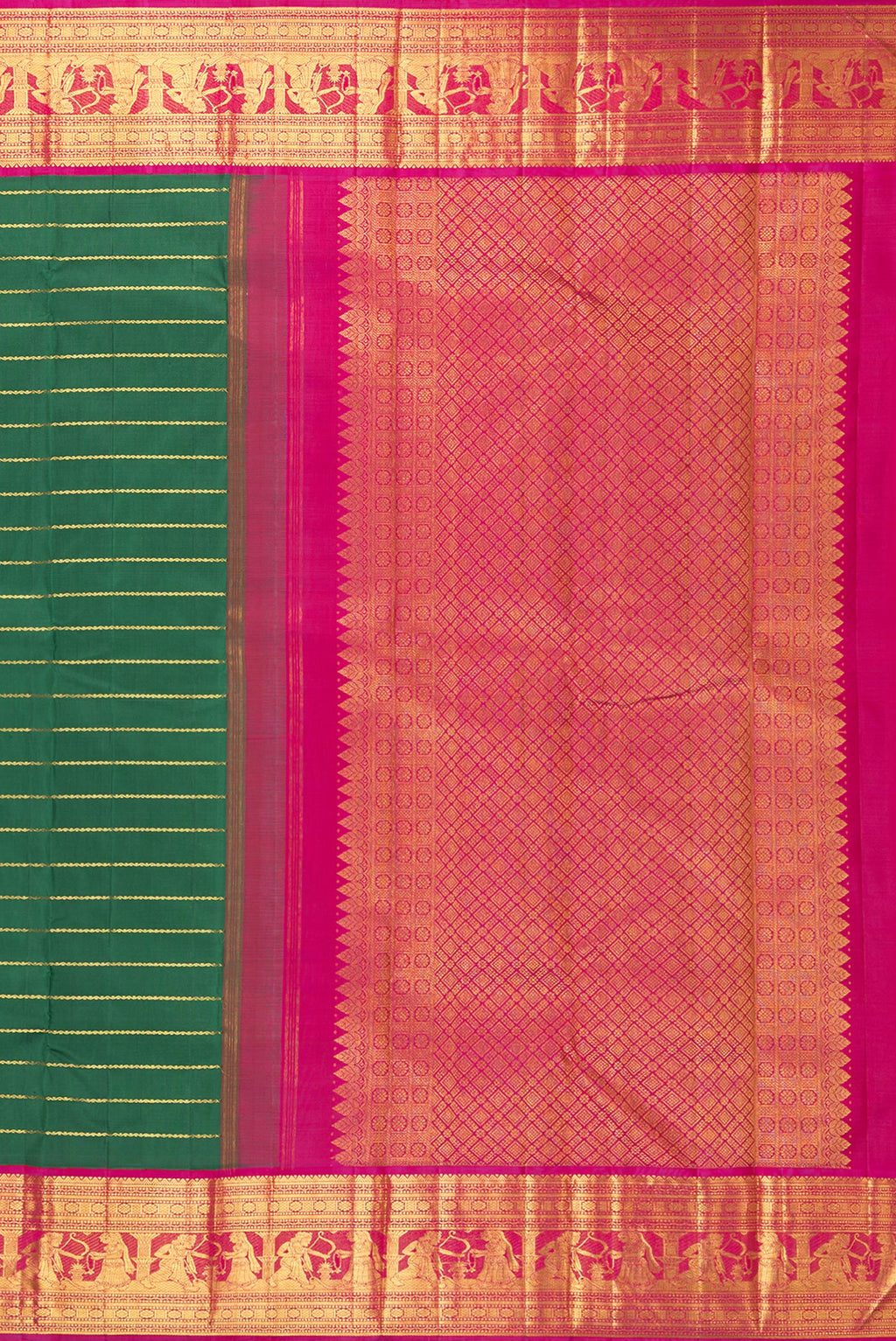 Close up image of the pallu of Pure Silk Bottle Green Kanchipuram Saree with Veldhari on the body and Zari Border. 