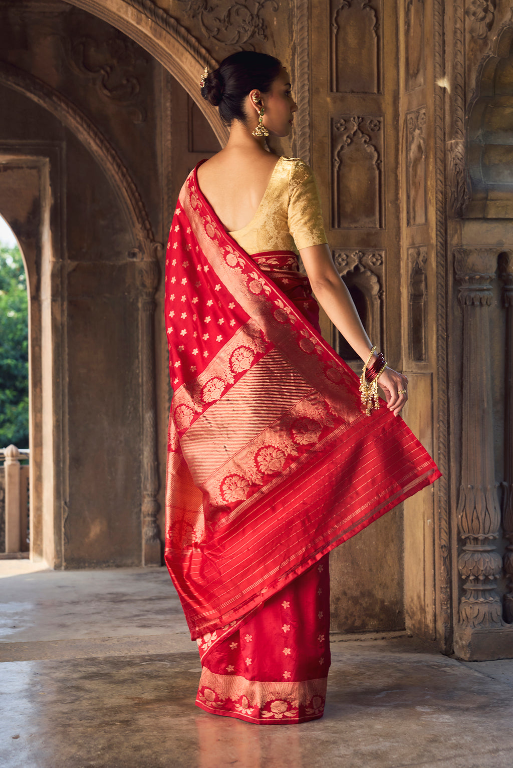 Gulal-Maroon Banarasi Katan Silk Saree