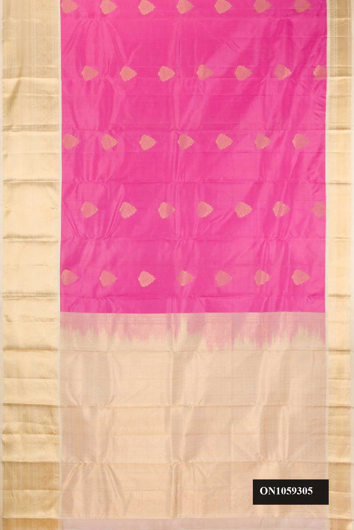 Pink Dual Tone Kanchipuram Silk Saree with Zari Butta on the body and Zari Border.  displayed on a mannequin