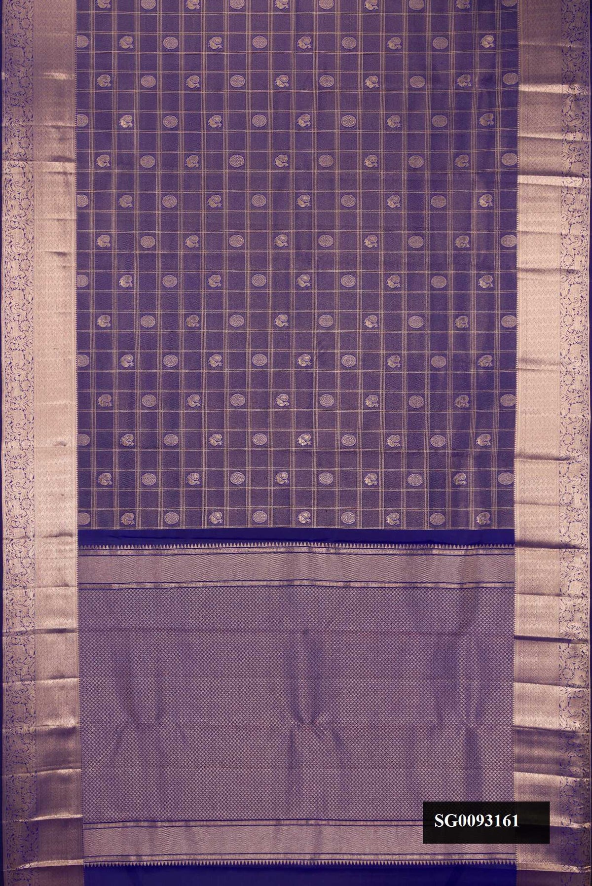 Royal Blue Dual Tone Kanchipuram Silk Saree with Checked design on the body and Zari Border.  displayed on a mannequin