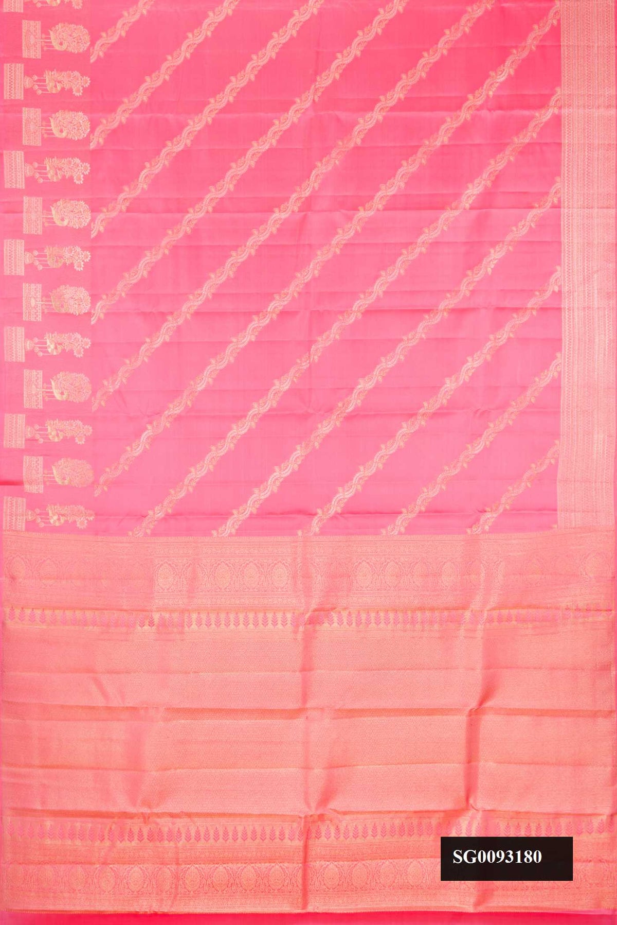 Rose pink Dual Tone Kanchipuram Silk Saree with Zari Butta on the body and Fancy Border.  displayed on a mannequin