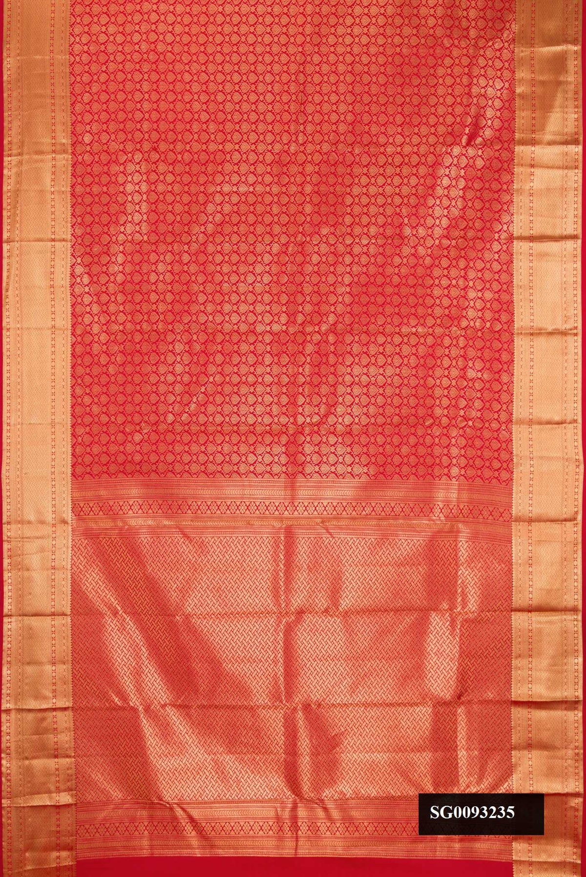 Red Dual Tone Kanchipuram Silk Saree with Zari Brocade on the body and Zari Border.  displayed on a mannequin
