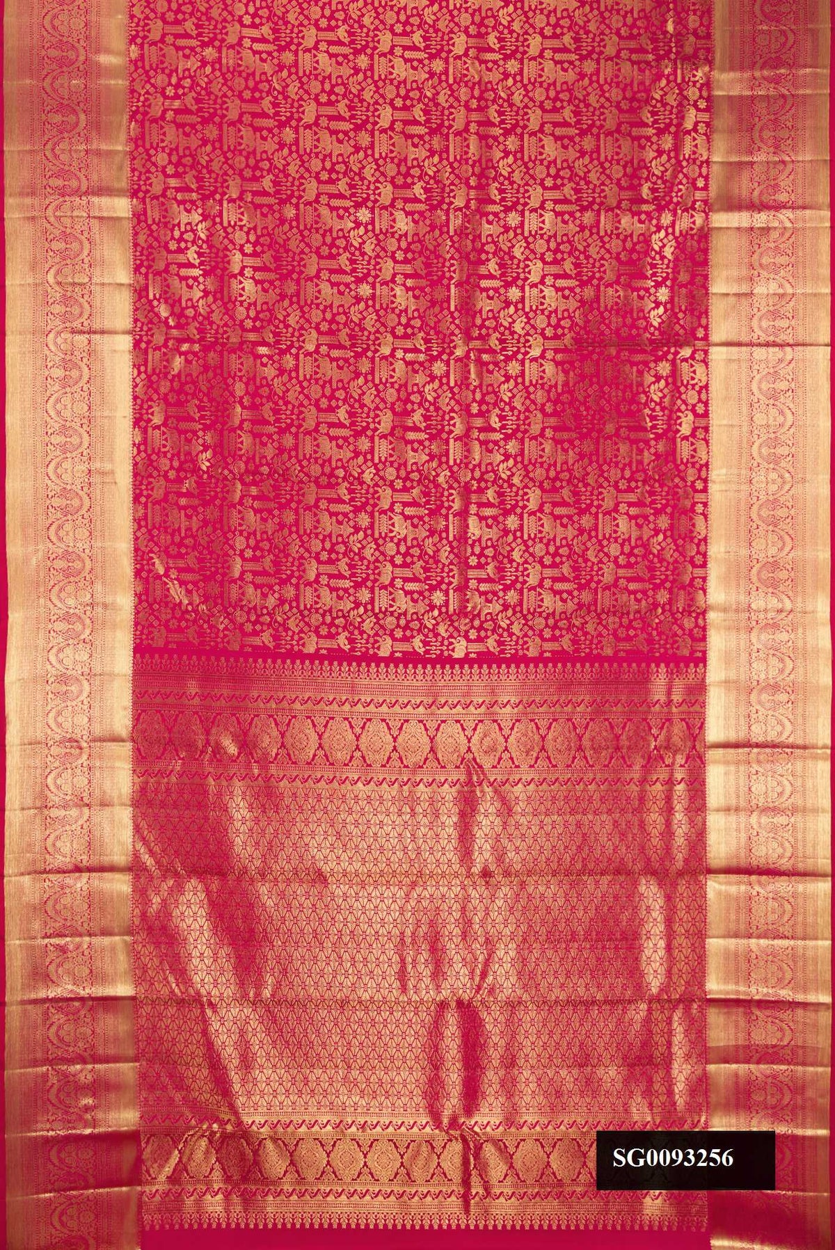 Dark Pink Dual Tone Kanchipuram Silk Saree with Zari Brocade on the body and Zari Border.  displayed on a mannequin