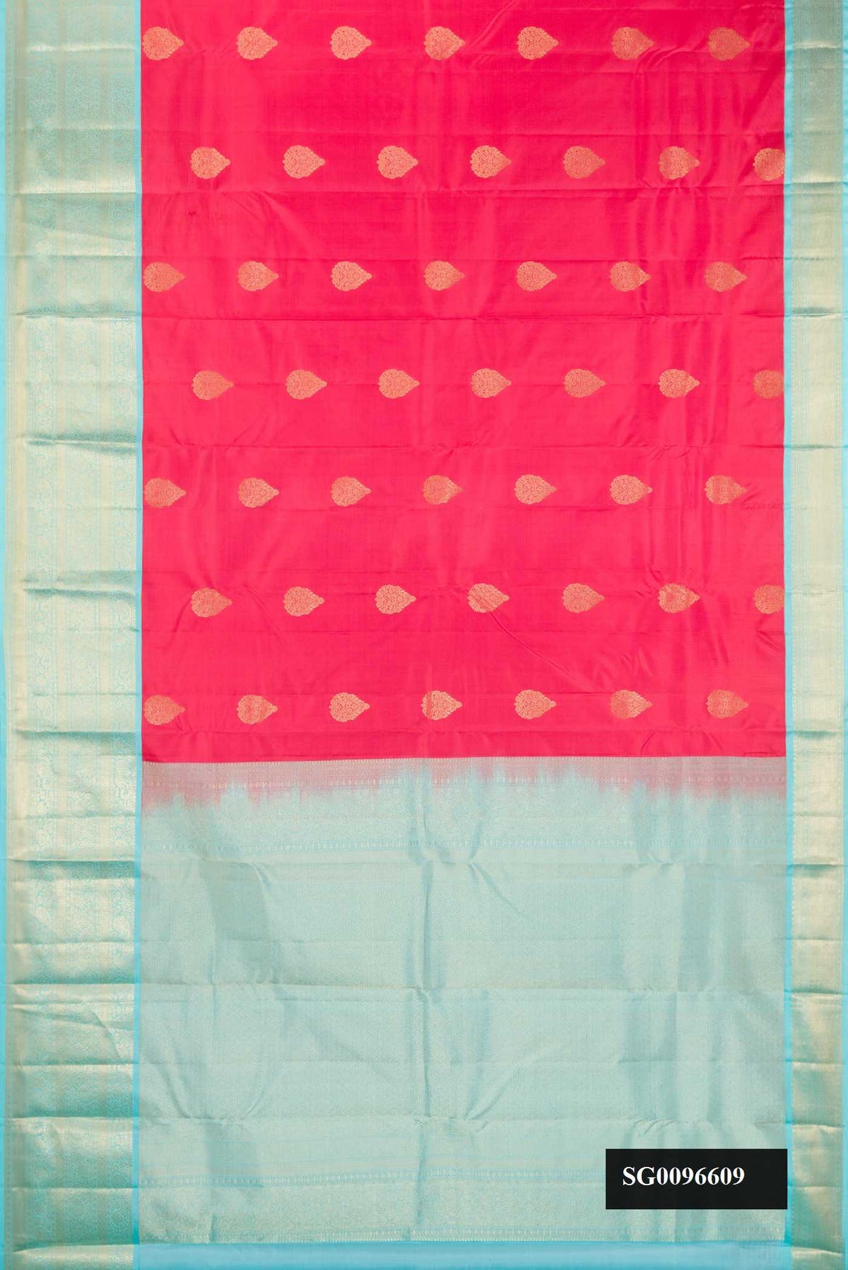 Pink Dual Tone Kanchipuram Silk Saree with Zari Butta on the body and Zari Border.  displayed on a mannequin
