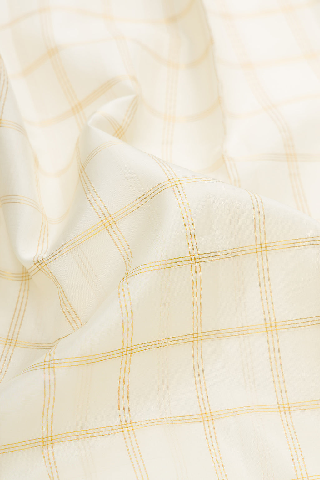 Off White Silk Dhoti With Angavastram (8X4) Muzham with Checked design on the body and Zari Border
