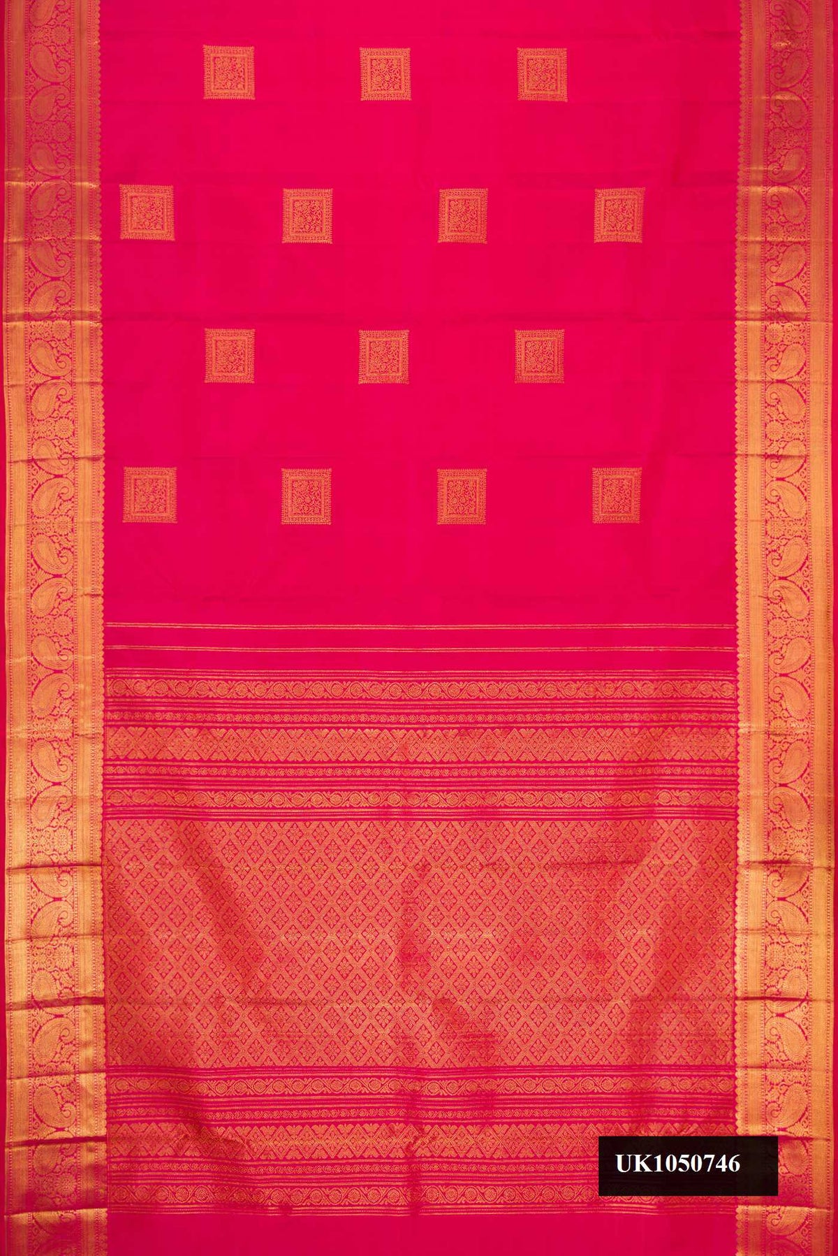 Pink Dual Tone Kanchipuram Silk Saree with Zari Butta on the body and Zari Border.  displayed on a mannequin