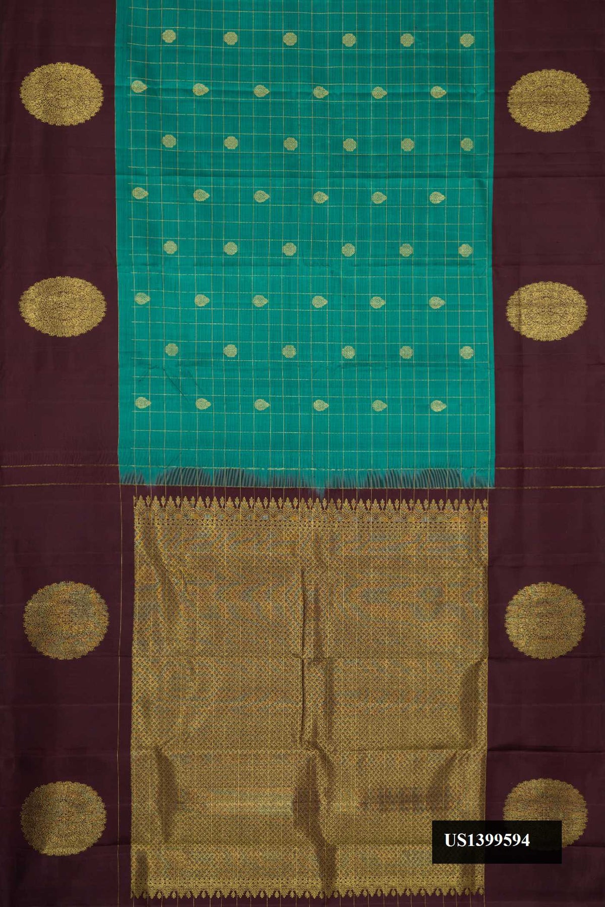 Green Dual Tone Kanchipuram Silk Saree with Checked design on the body and Fancy Border.  displayed on a mannequin