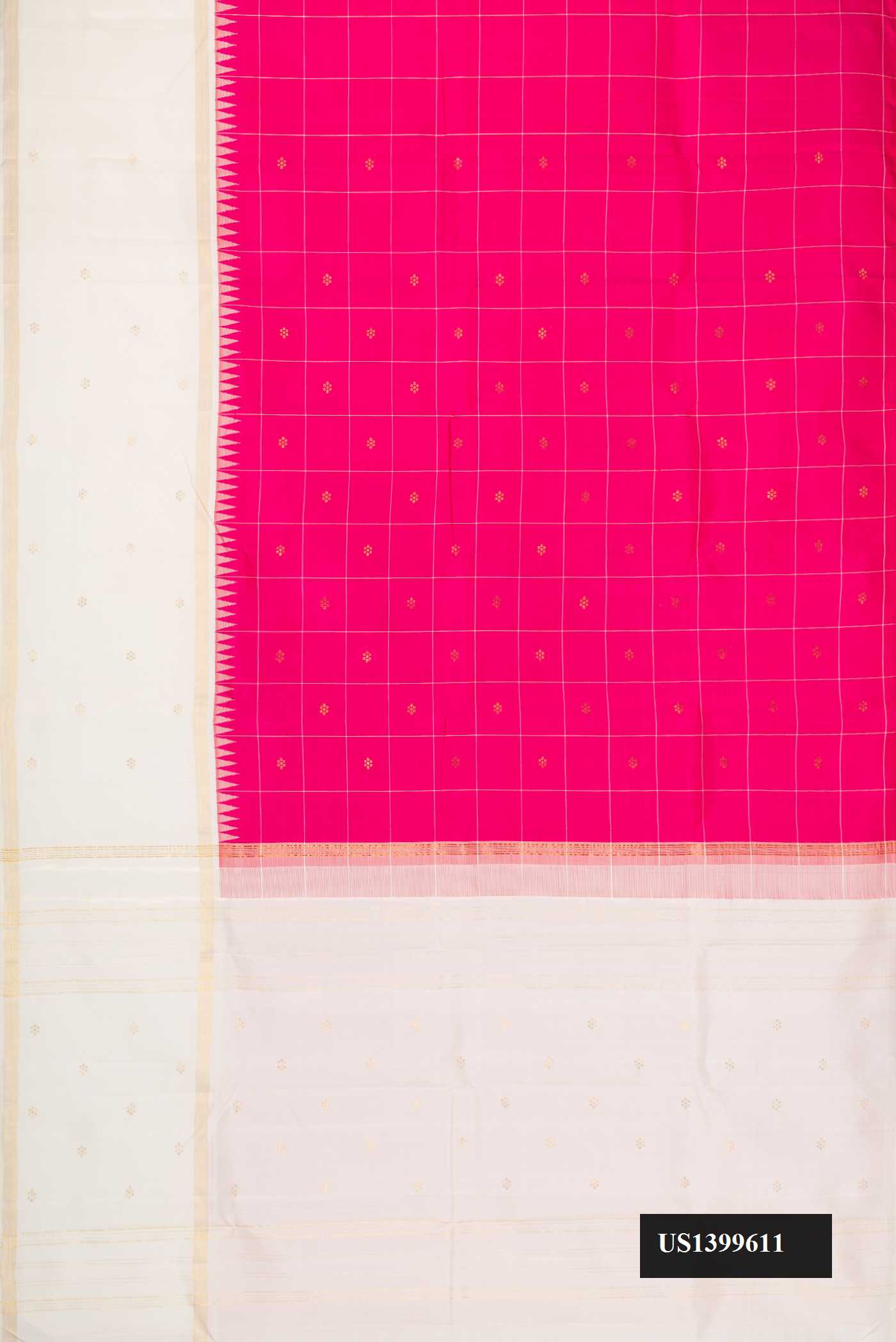 Pink Dual Tone Kanchipuram Silk Saree with Checked design on the body and Fancy Border.  displayed on a mannequin