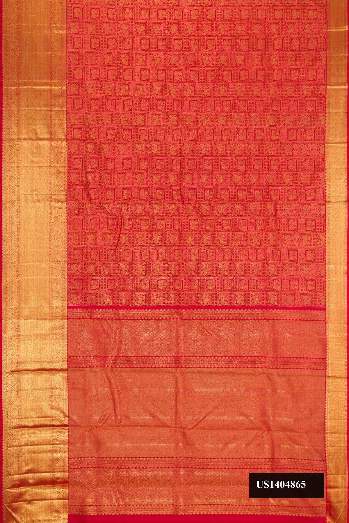 Dark Pink Dual Tone Kanchipuram Silk Saree with Zari Brocade on the body and Zari Border.  displayed on a mannequin