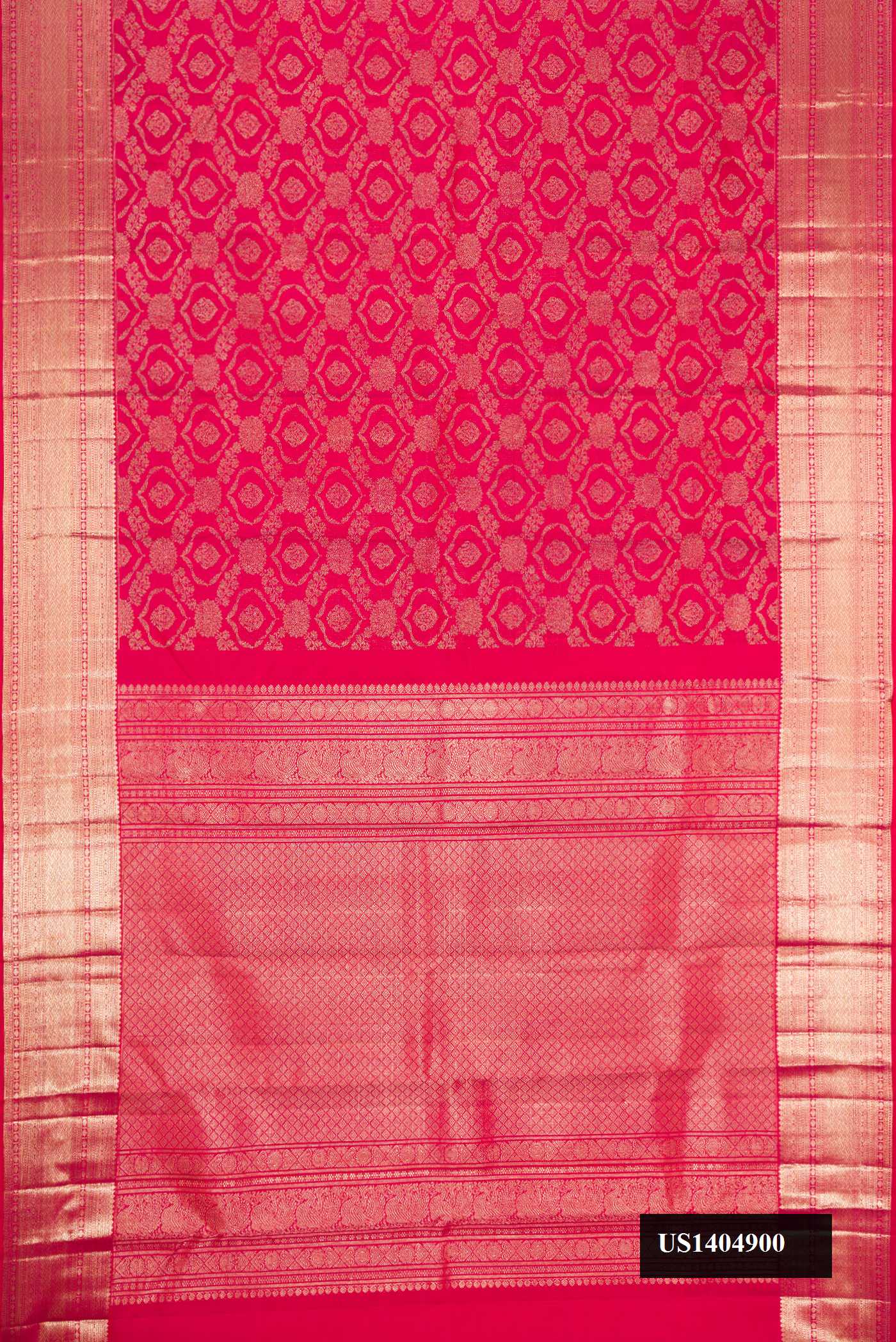 Pink Dual Tone Kanchipuram Silk Saree with Zari Brocade on the body and Zari Border.  displayed on a mannequin