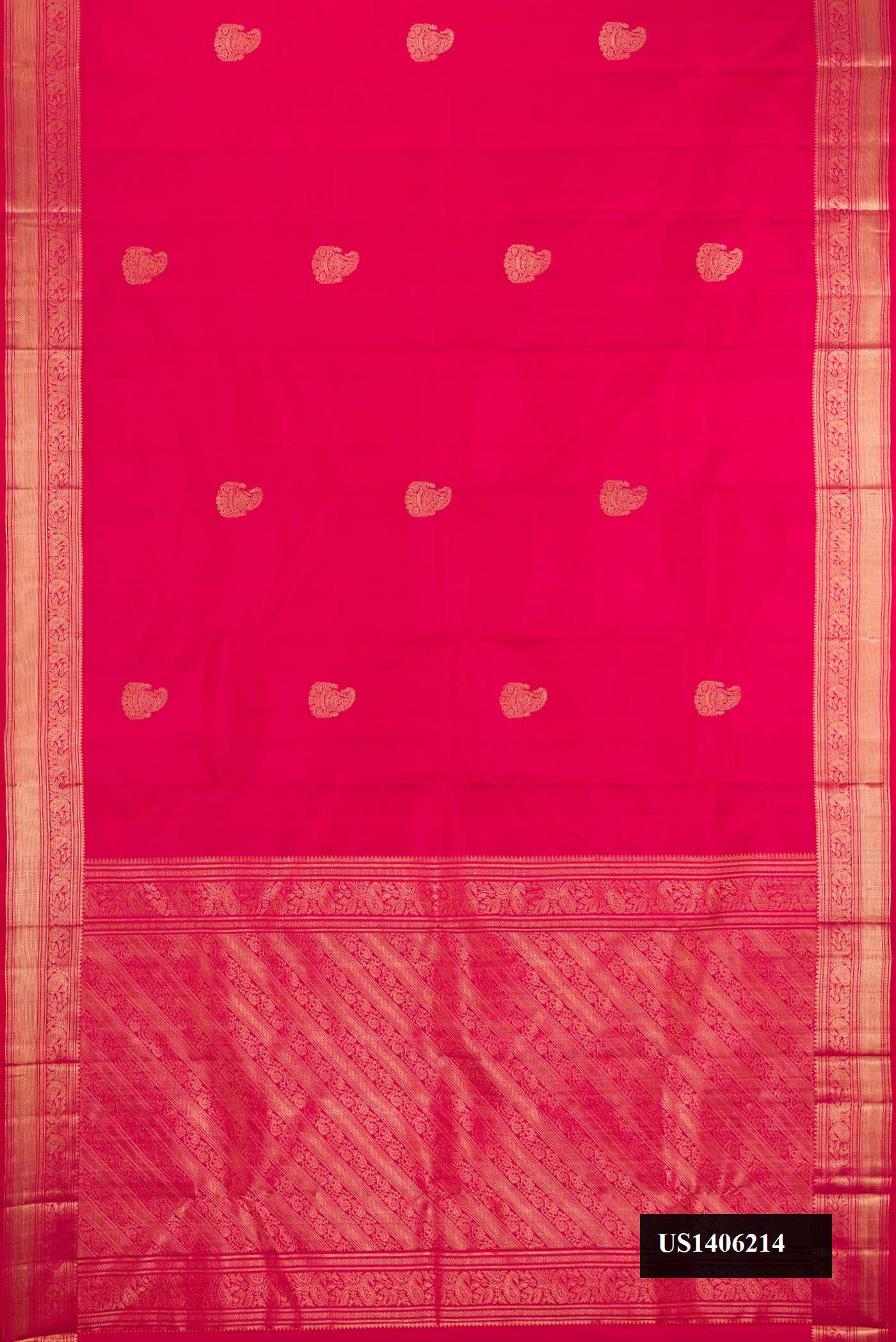 Dark Pink Dual Tone Kanchipuram Silk Saree with Zari Butta on the body and Zari Border.  displayed on a mannequin