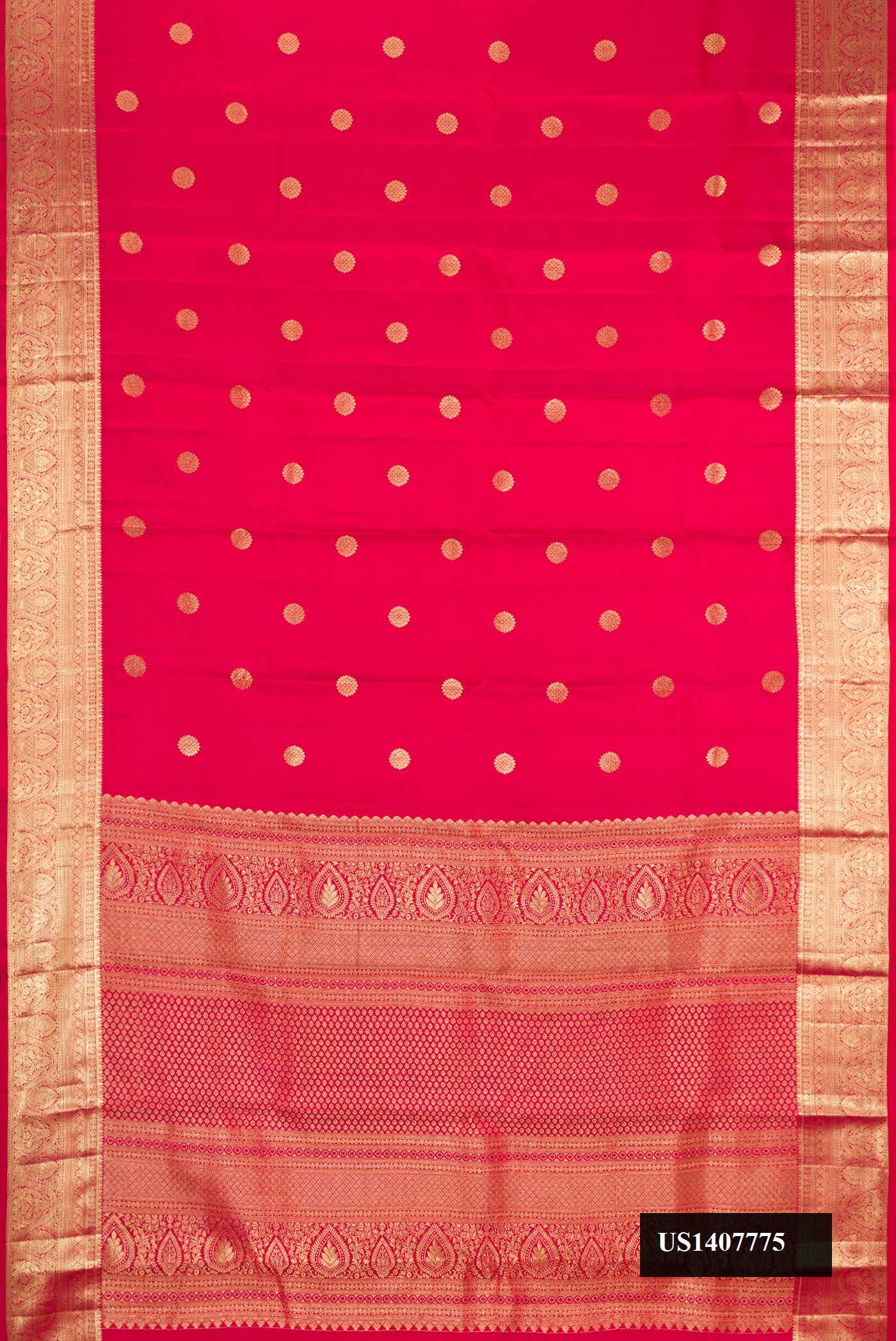 Dark Pink Dual Tone Kanchipuram Silk Saree with Zari Butta on the body and Zari Border.  displayed on a mannequin