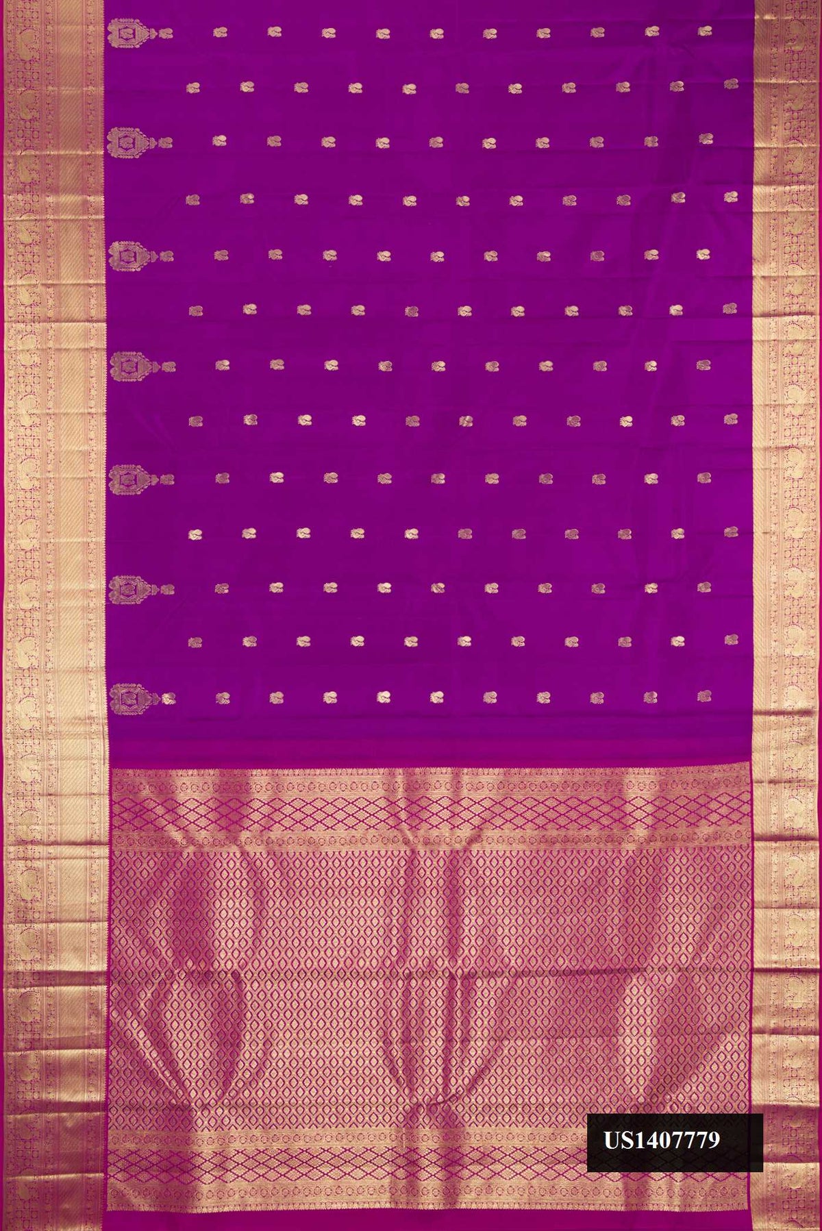 Purple Dual Tone Kanchipuram Silk Saree with Zari Butta on the body and Zari Border.  displayed on a mannequin