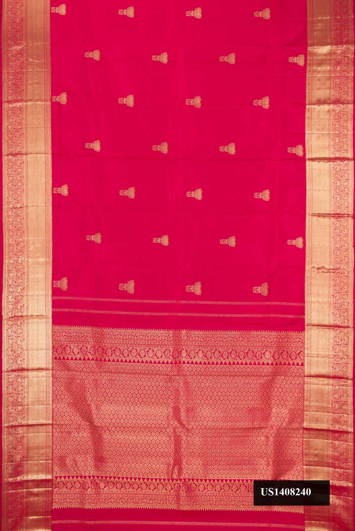 Dark Pink Dual Tone Kanchipuram Silk Saree with Zari Butta on the body and Zari Border.  displayed on a mannequin