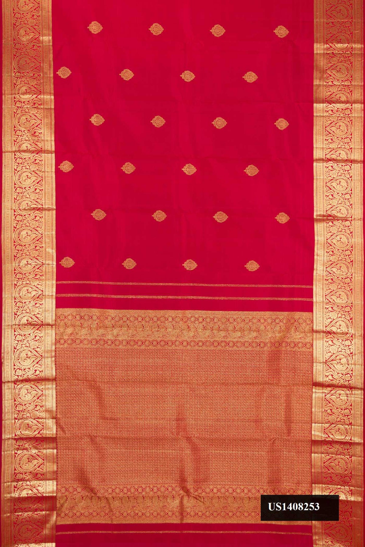 Maroon Dual Tone Kanchipuram Silk Saree with Zari Butta on the body and Zari Border.  displayed on a mannequin