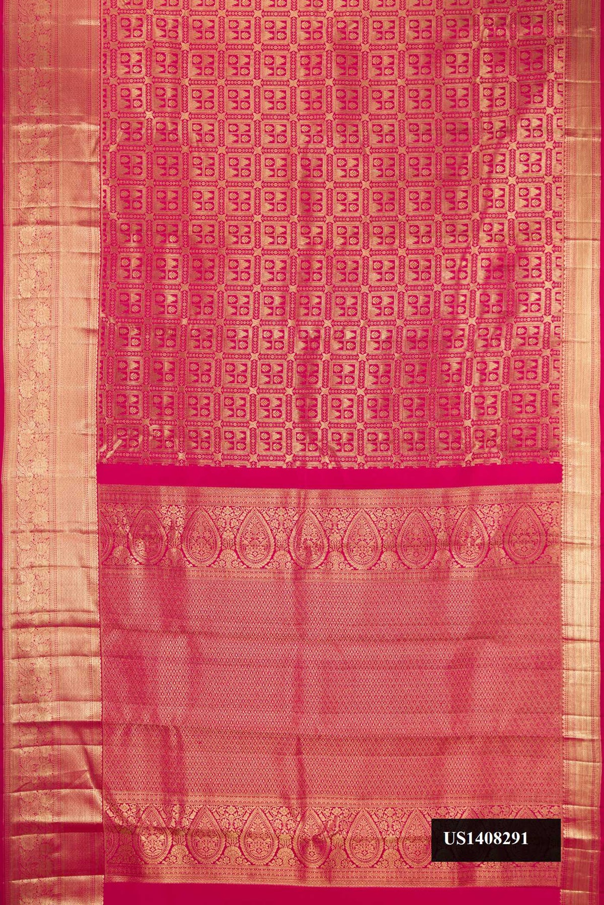 Dark Pink Dual Tone Kanchipuram Silk Saree with Zari Brocade on the body and Zari Border.  displayed on a mannequin