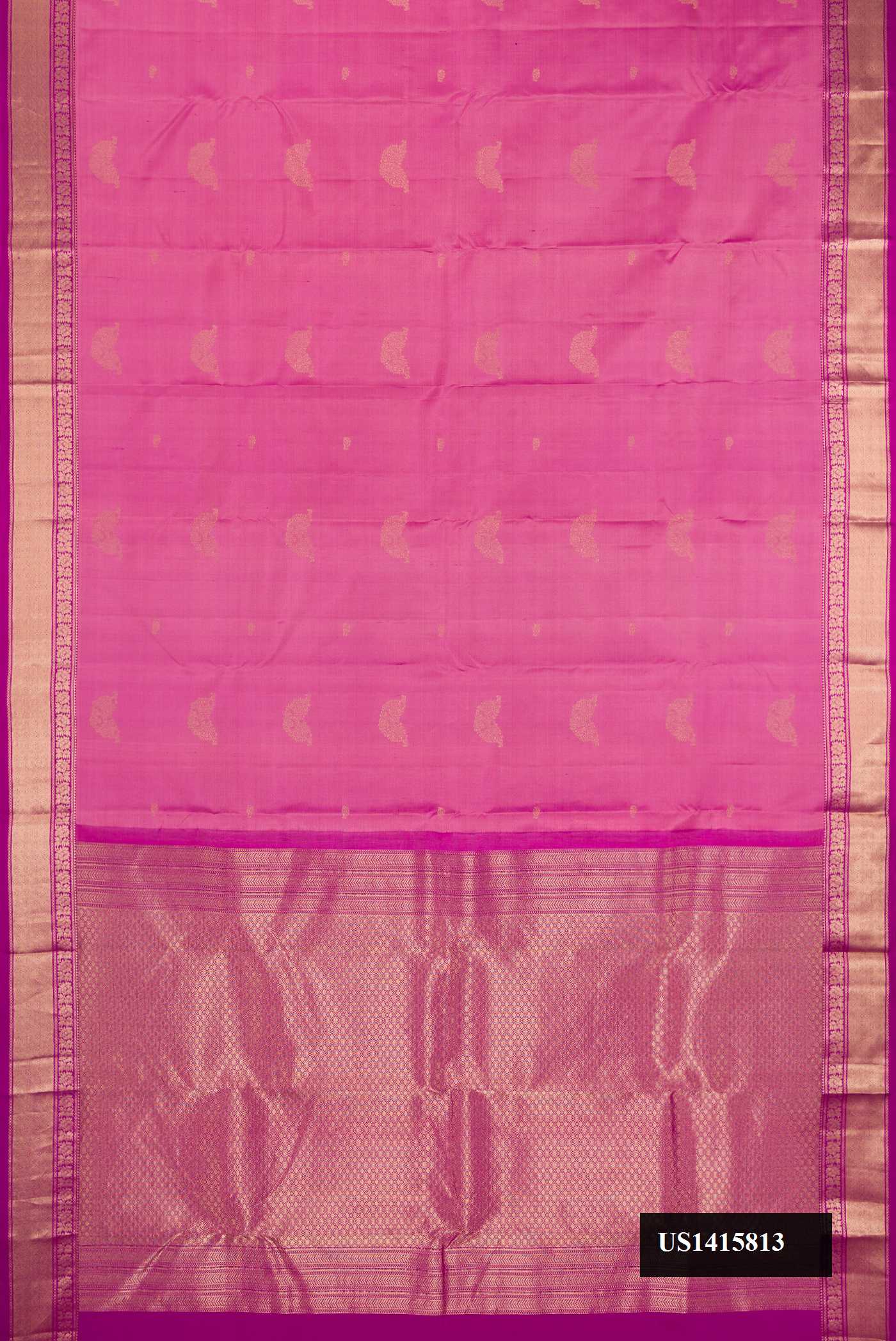 Pink Dual Tone Kanchipuram Silk Saree with Zari Butta on the body and Zari Border.  displayed on a mannequin