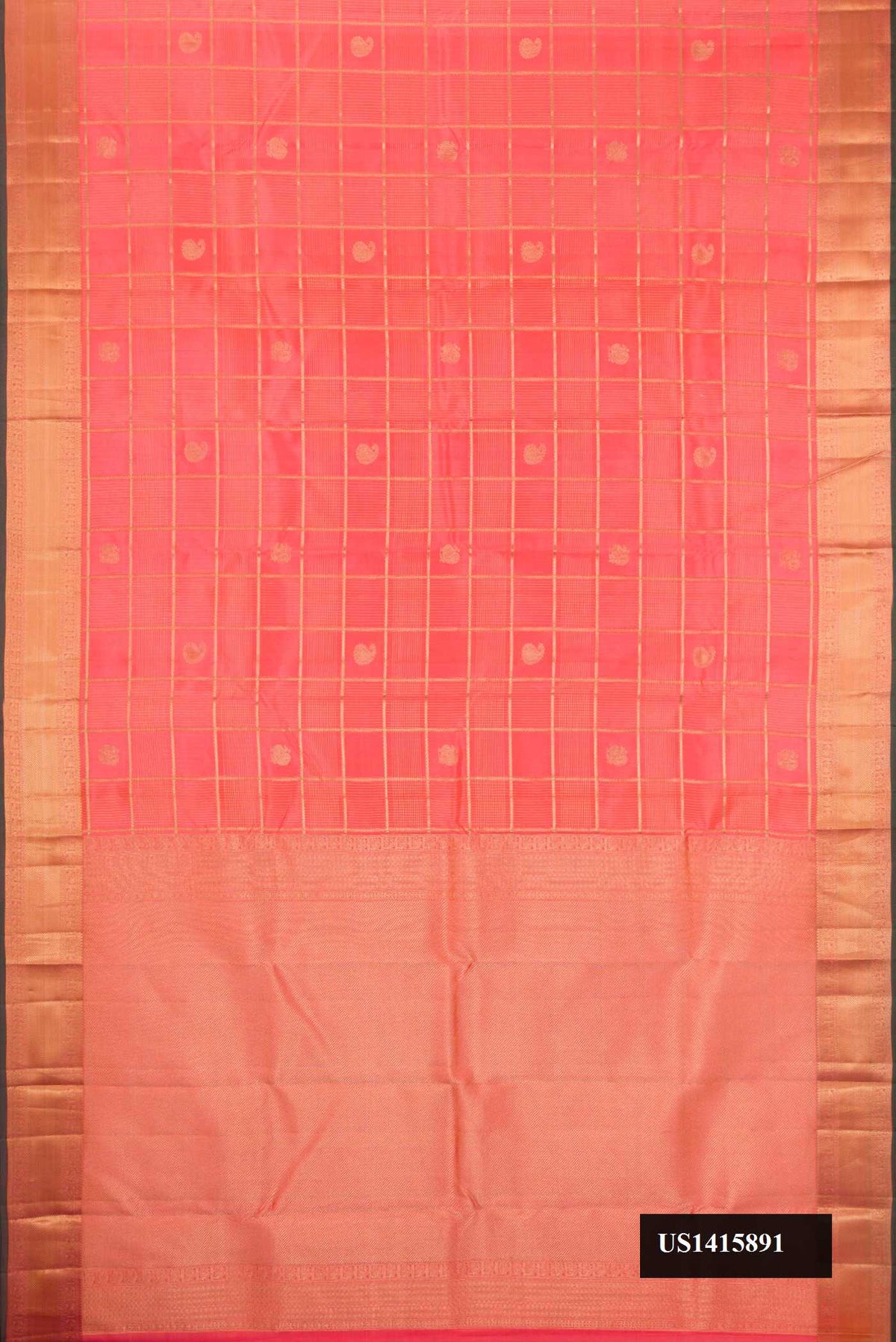 Peach Dual Tone Kanchipuram Silk Saree with Checked design on the body and Zari Border.  displayed on a mannequin
