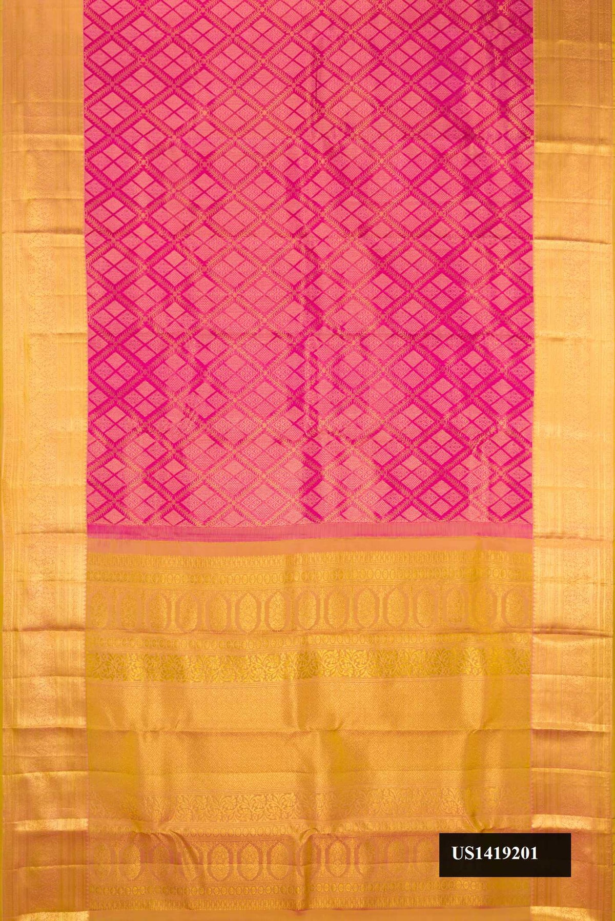 Pink Dual Tone Kanchipuram Silk Saree with Zari Brocade on the body and Zari Border.  displayed on a mannequin