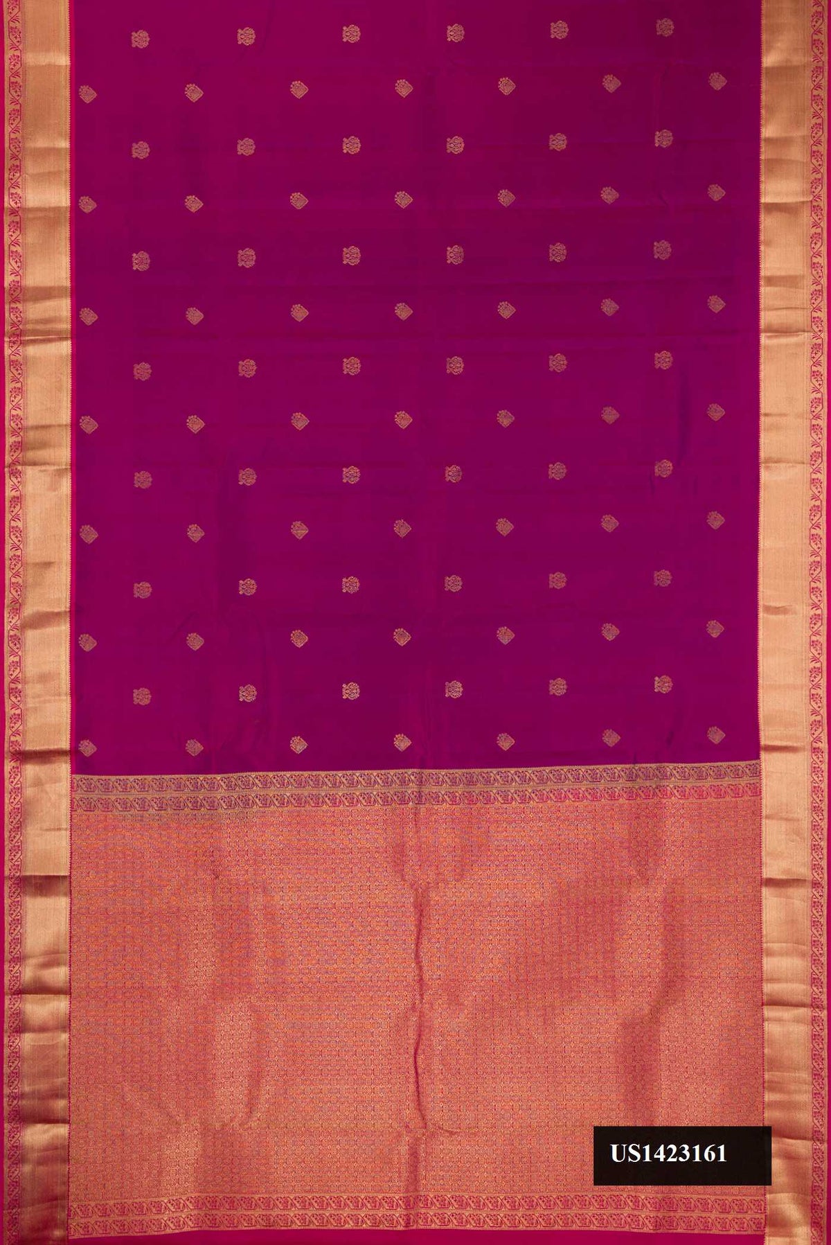 Purple Dual Tone Kanchipuram Silk Saree with Zari Butta on the body and Zari Border.  displayed on a mannequin