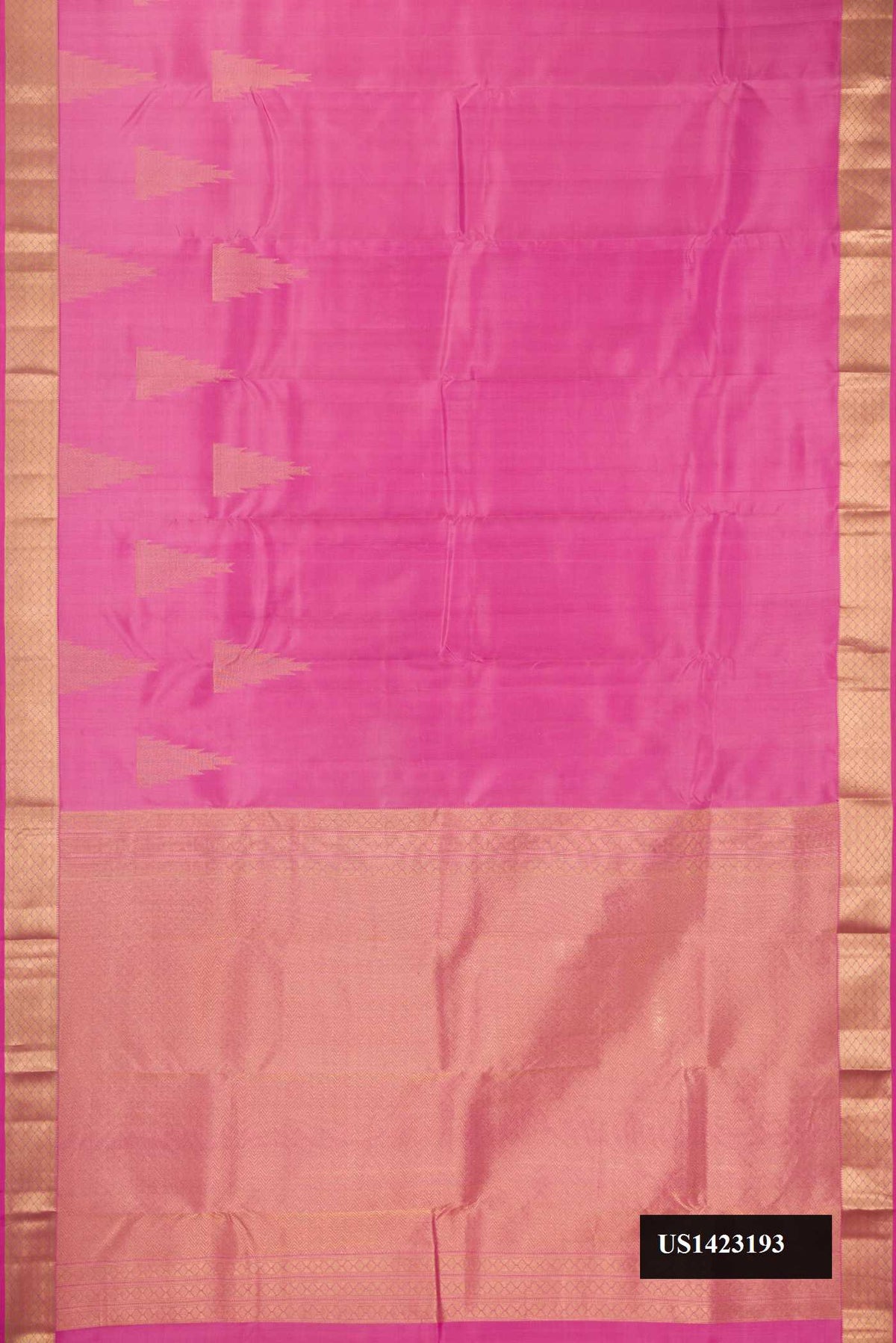 Pink Dual Tone Kanchipuram Silk Saree with Zari Butta on the body and Fancy Border.  displayed on a mannequin