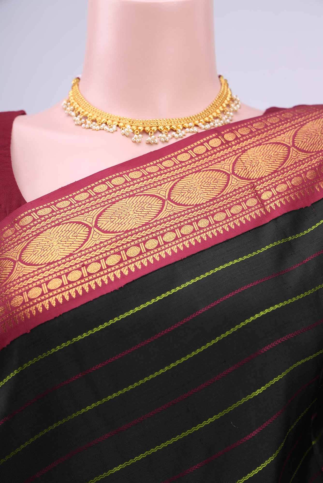 Pure Silk Pure Zari Black Dual Tone Kanchipuram Saree