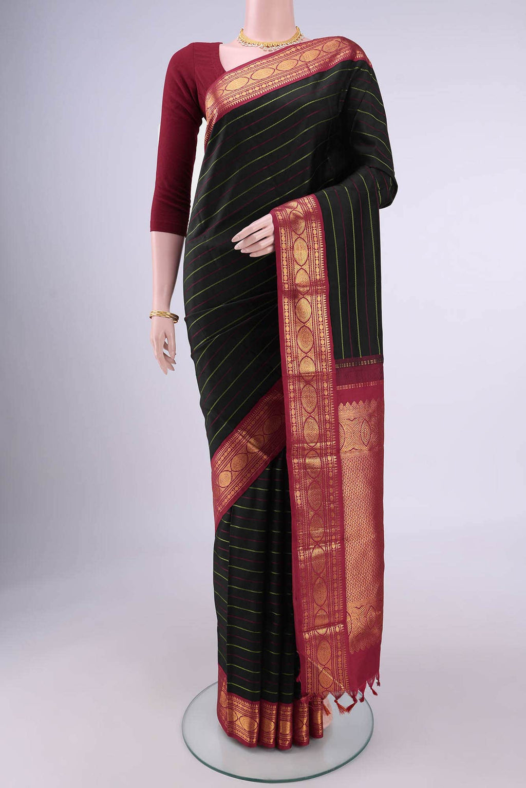 Pure Silk Pure Zari Black Dual Tone Kanchipuram Saree