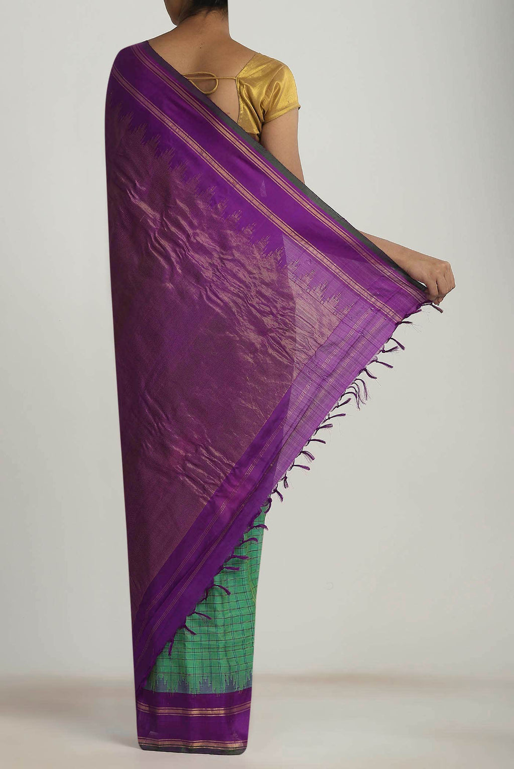 Green Gadwal Silk Cotton Saree