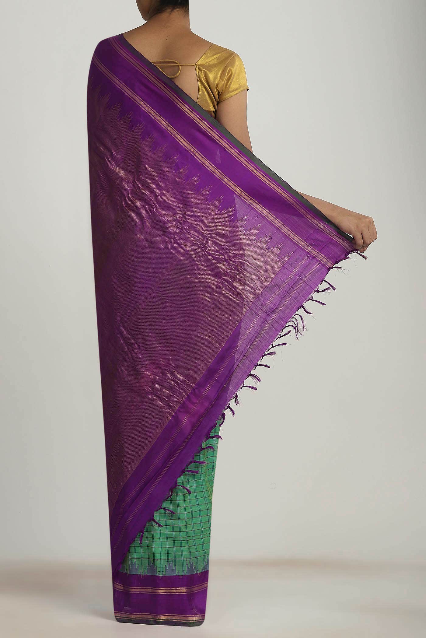 Green Gadwal Silk Cotton Saree