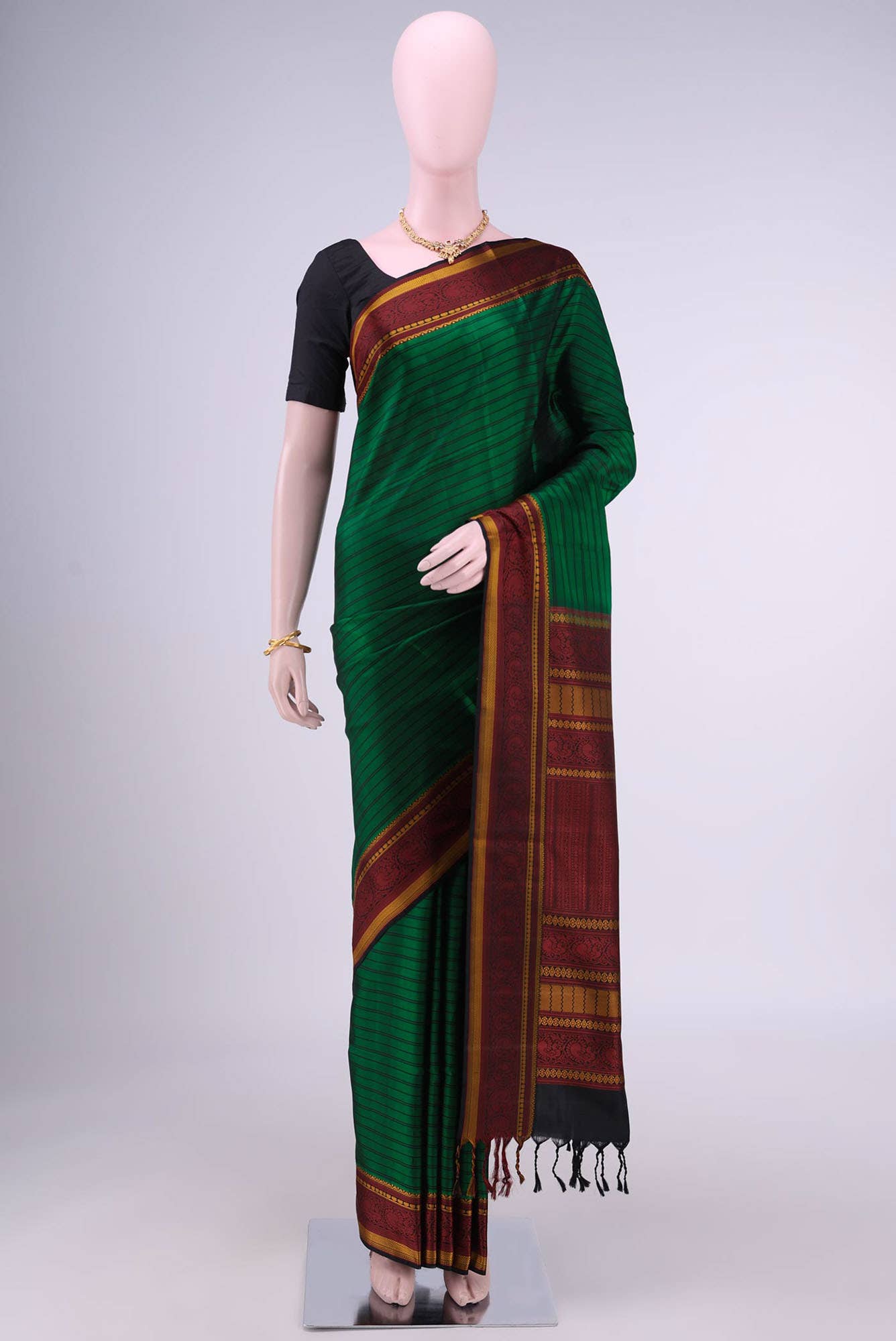 Bottle Green Kanchipuram Saree