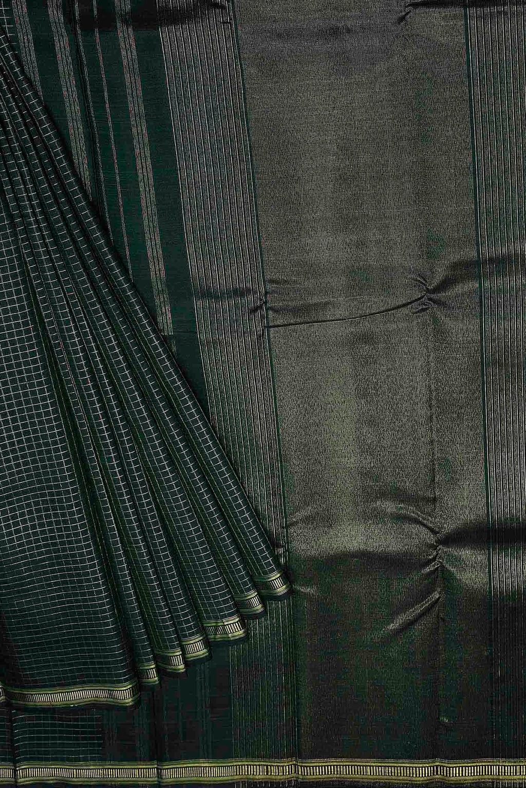 Pure Silk Pure Zari Bottle Green Kanchipuram Saree