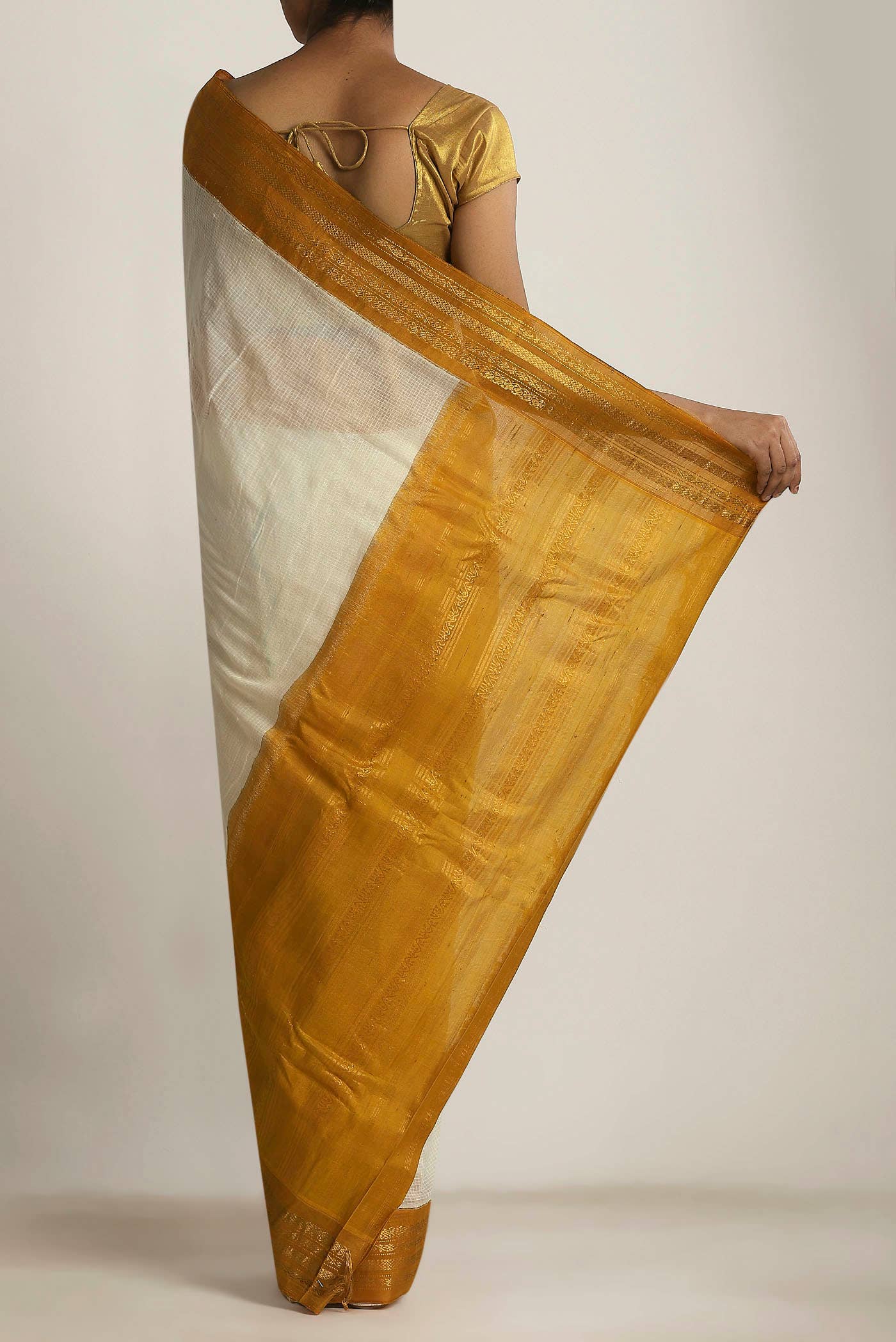 Off White Gadwal cotton Saree