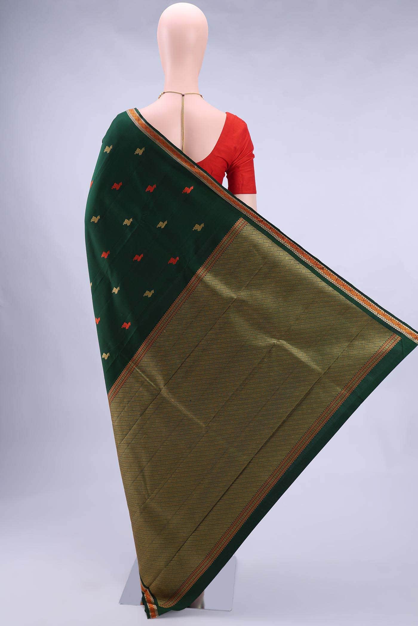 Bottle Green Kanchipuram Silk Saree