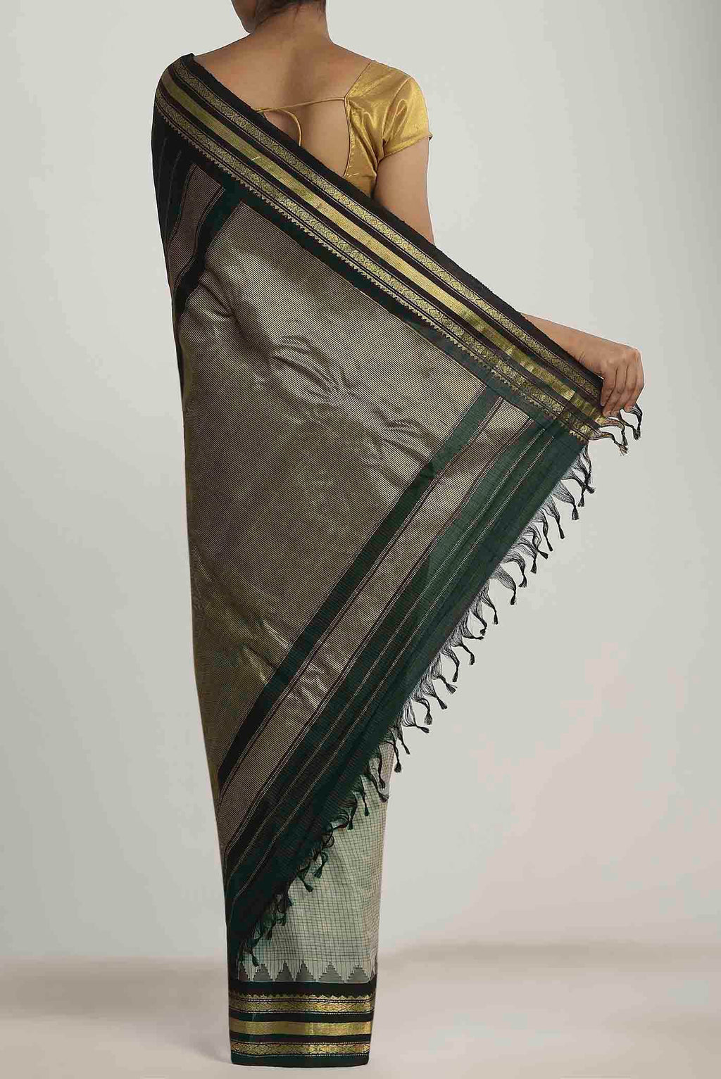 Beige Gadwal Silk Cotton Saree