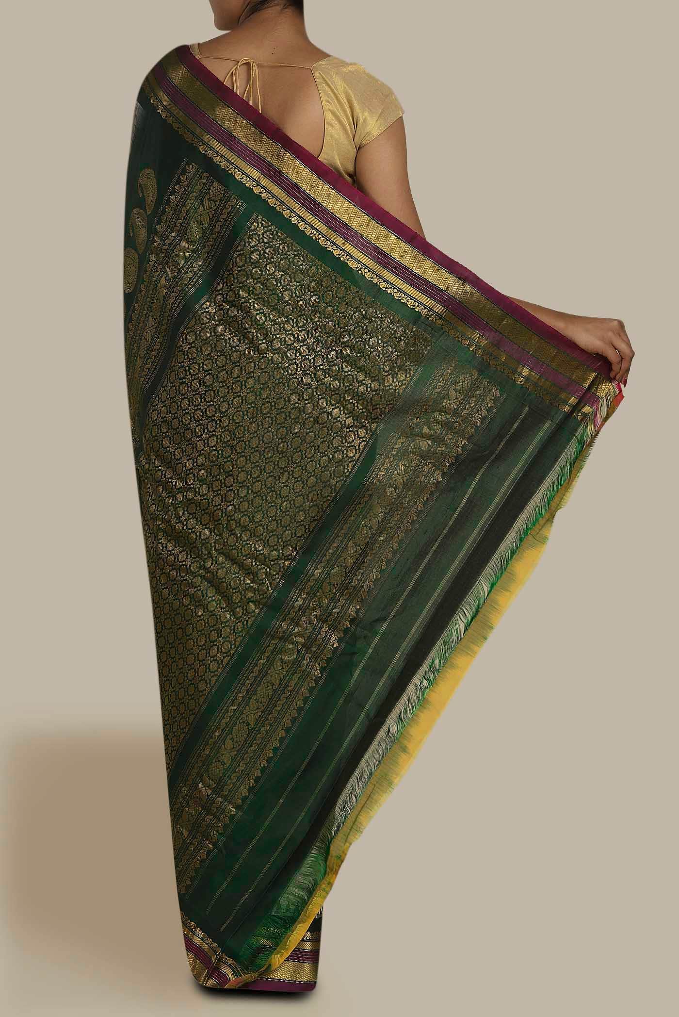 Cream Gadwal Silk Cotton Saree