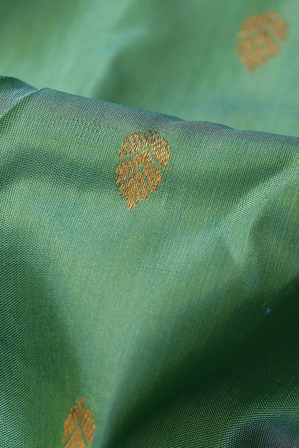Green Gadwal Silk Saree