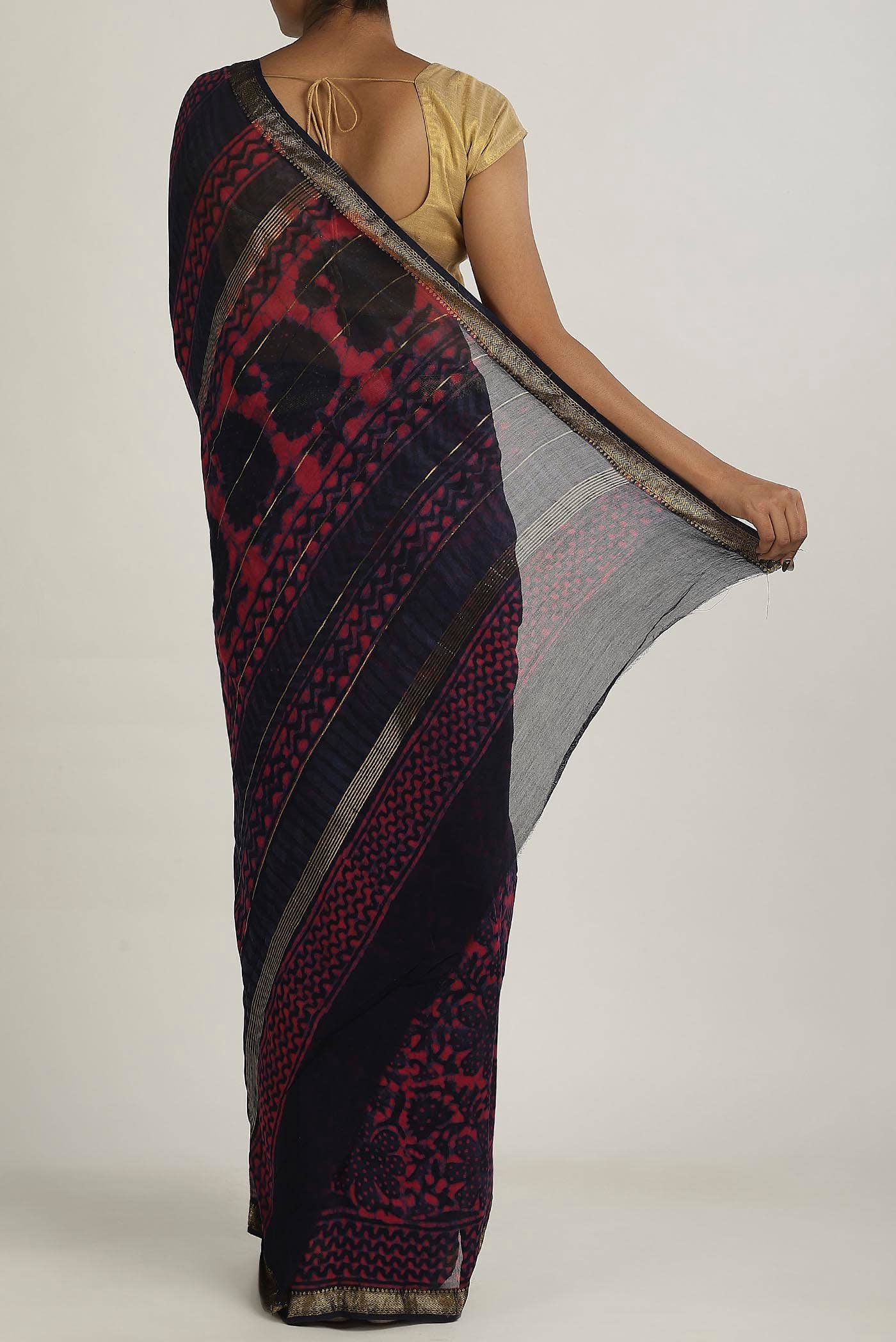 Black Maheshwari Silk Cotton Saree