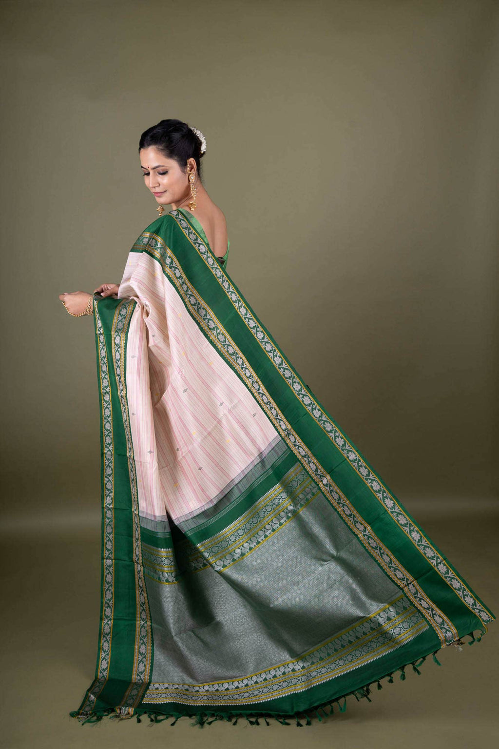 Beige Kanchipuram Silk Saree
