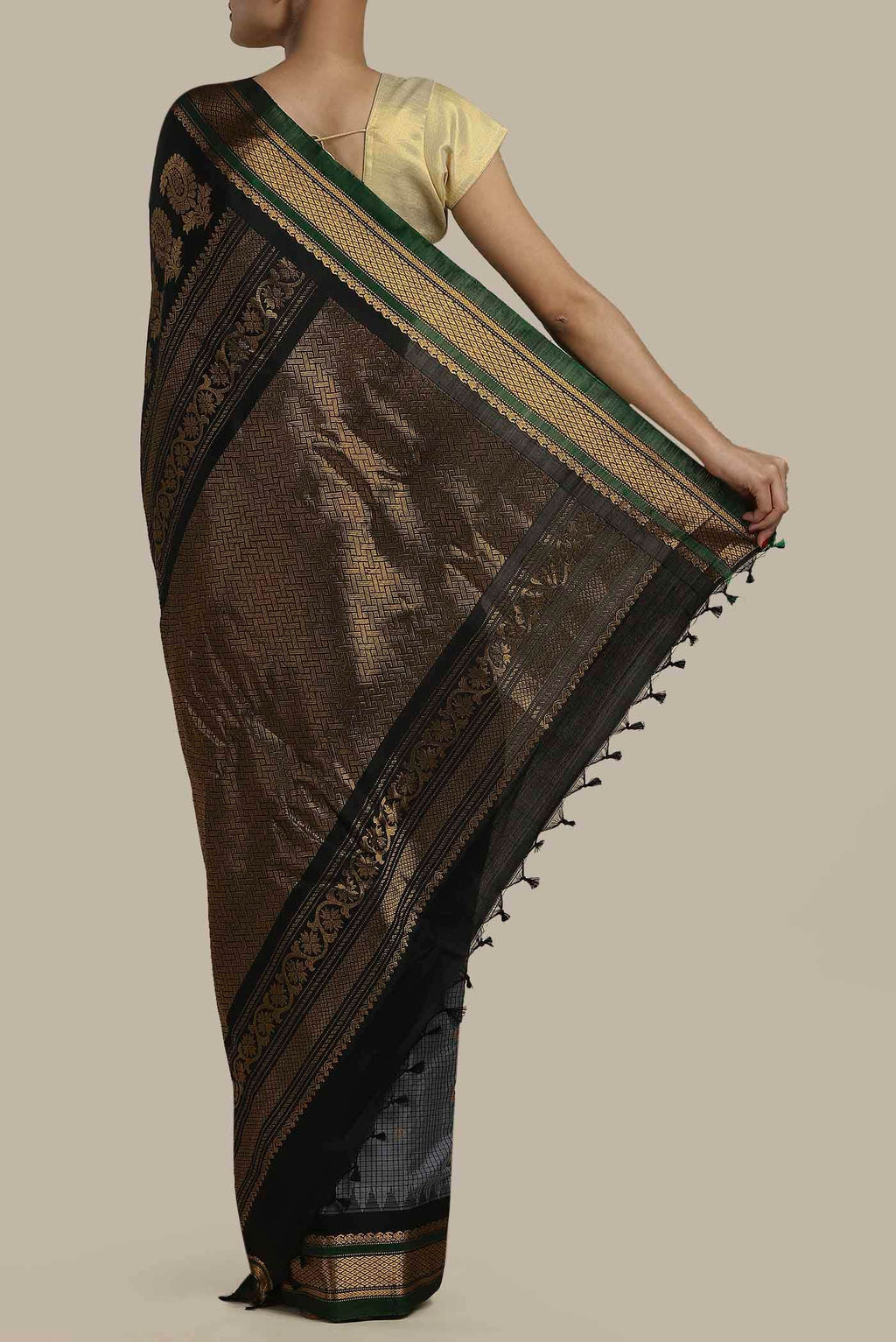 Grey Gadwal Silk Cotton Saree