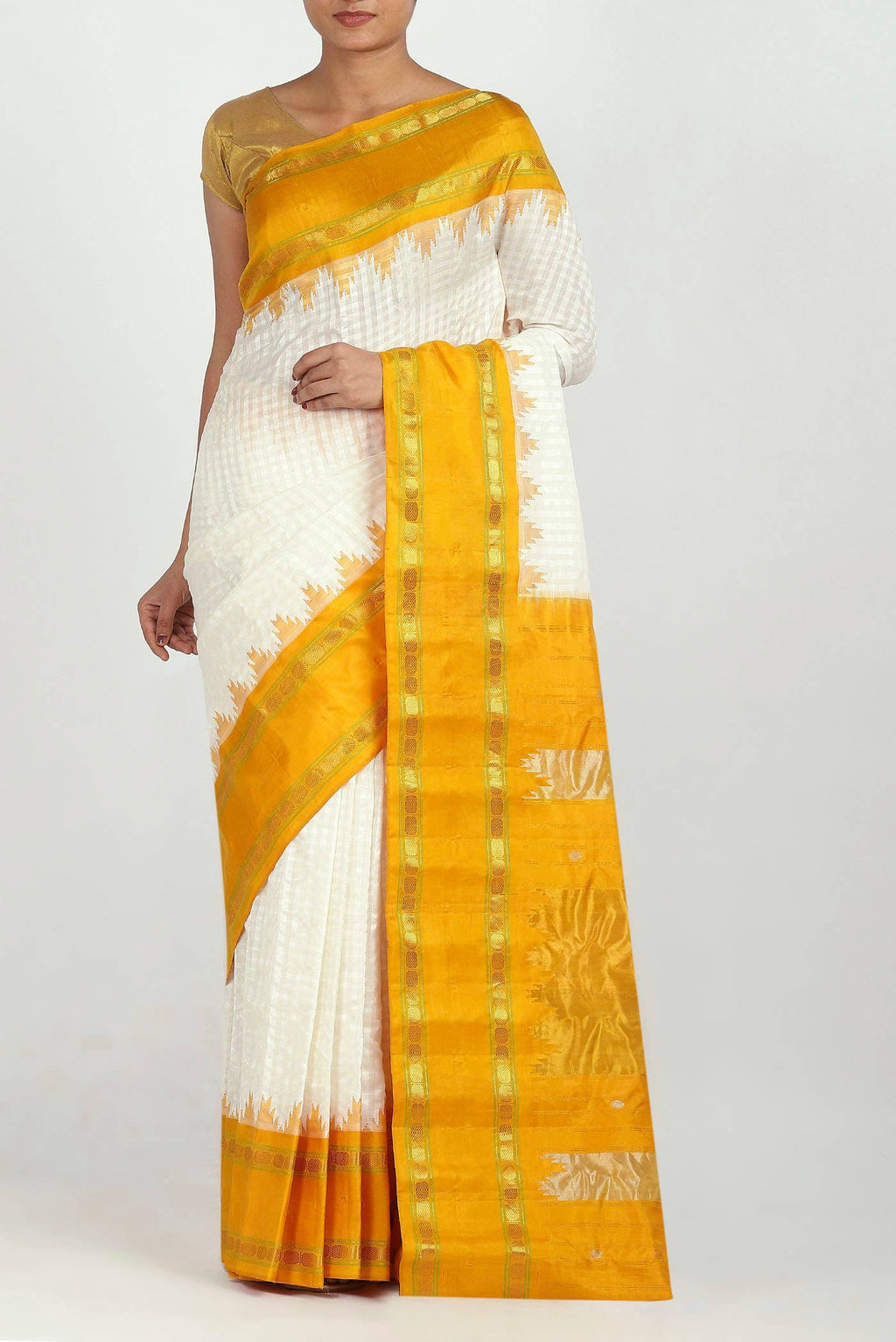 Off White Gadwal Silk Cotton Saree
