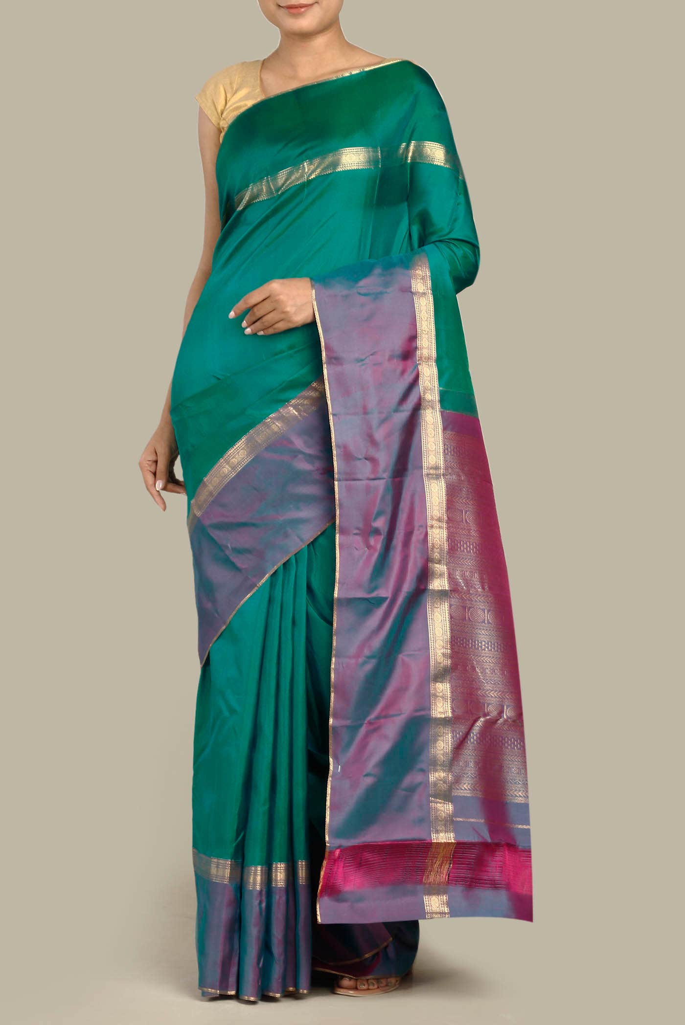 Green Dual Tone Kanchipuram Silk Saree