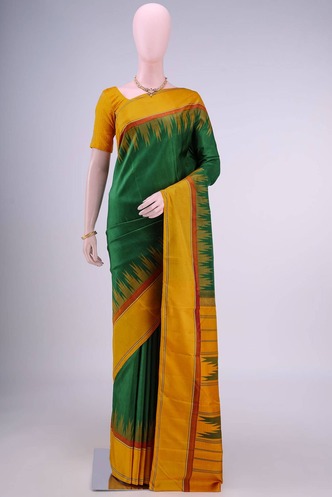 Green Dual Tone Kanchipuram Saree