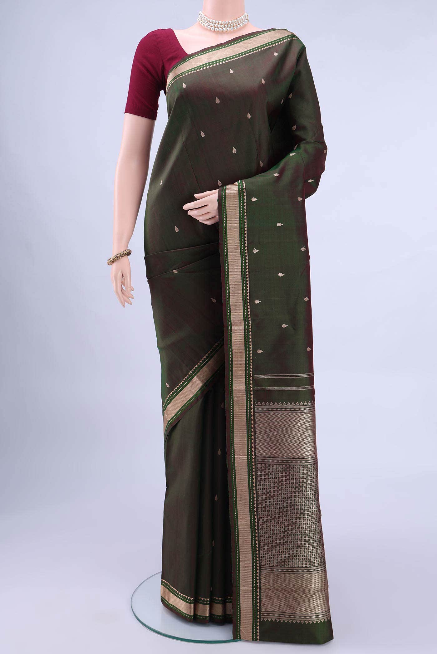 Green Dual Tone Kanchipuram Silk Saree