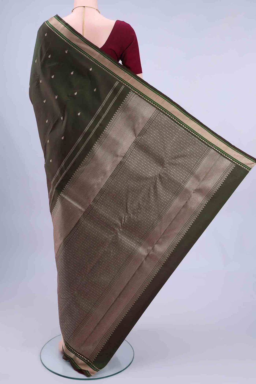 Green Dual Tone Kanchipuram Silk Saree